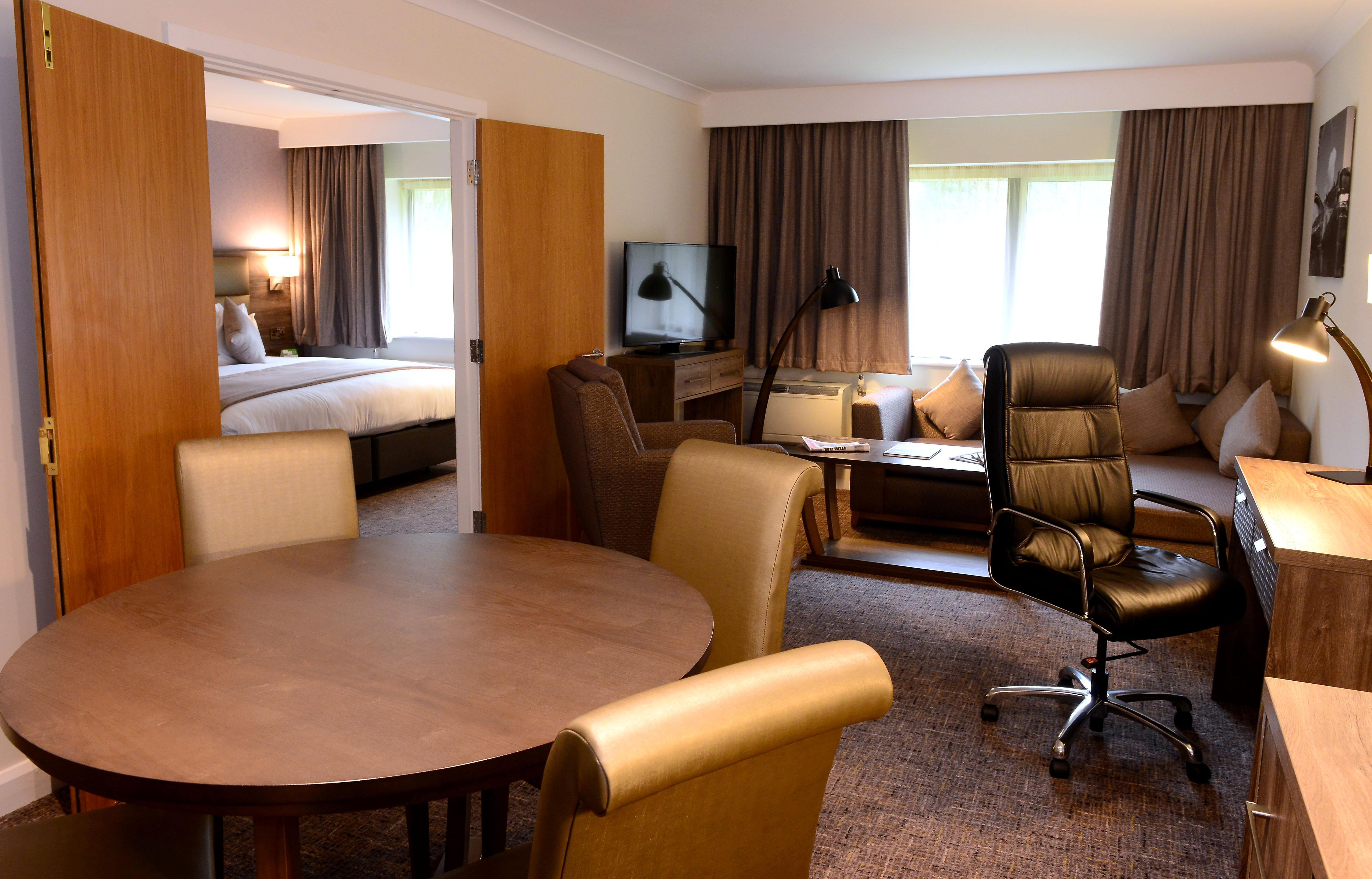 Holiday Inn Telford Ironbridge By Ihg Exterior photo