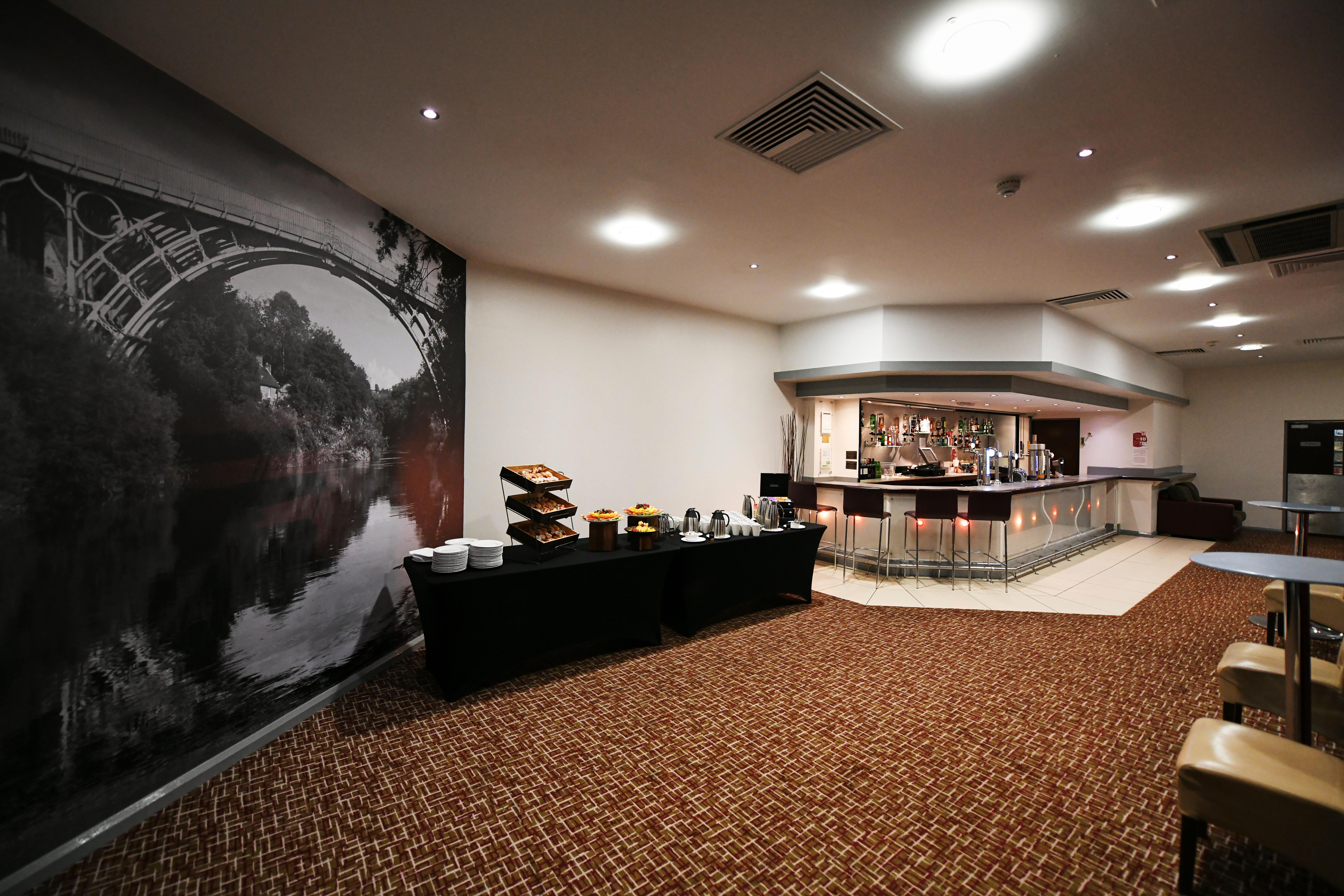 Holiday Inn Telford Ironbridge By Ihg Exterior photo