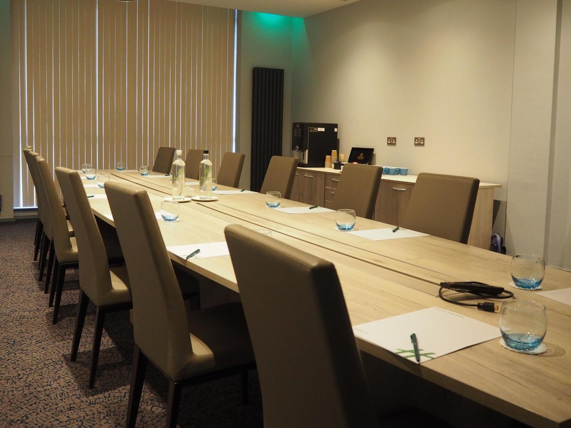 Holiday Inn Telford Ironbridge By Ihg Exterior photo