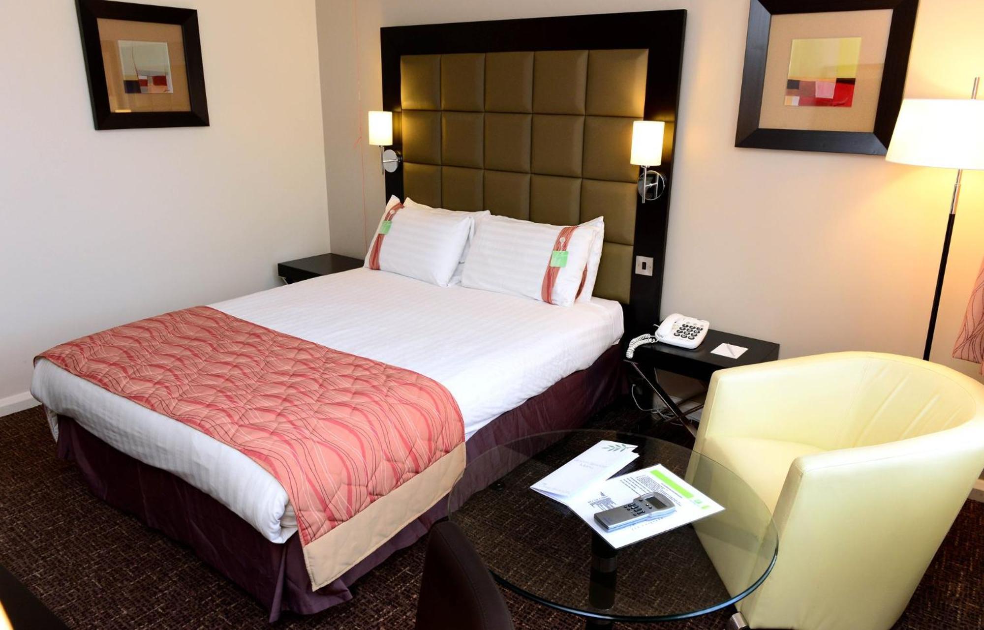 Holiday Inn Telford Ironbridge By Ihg Exterior photo